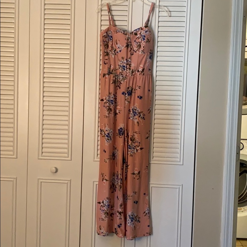Floral jumper IT HAS POCKETS